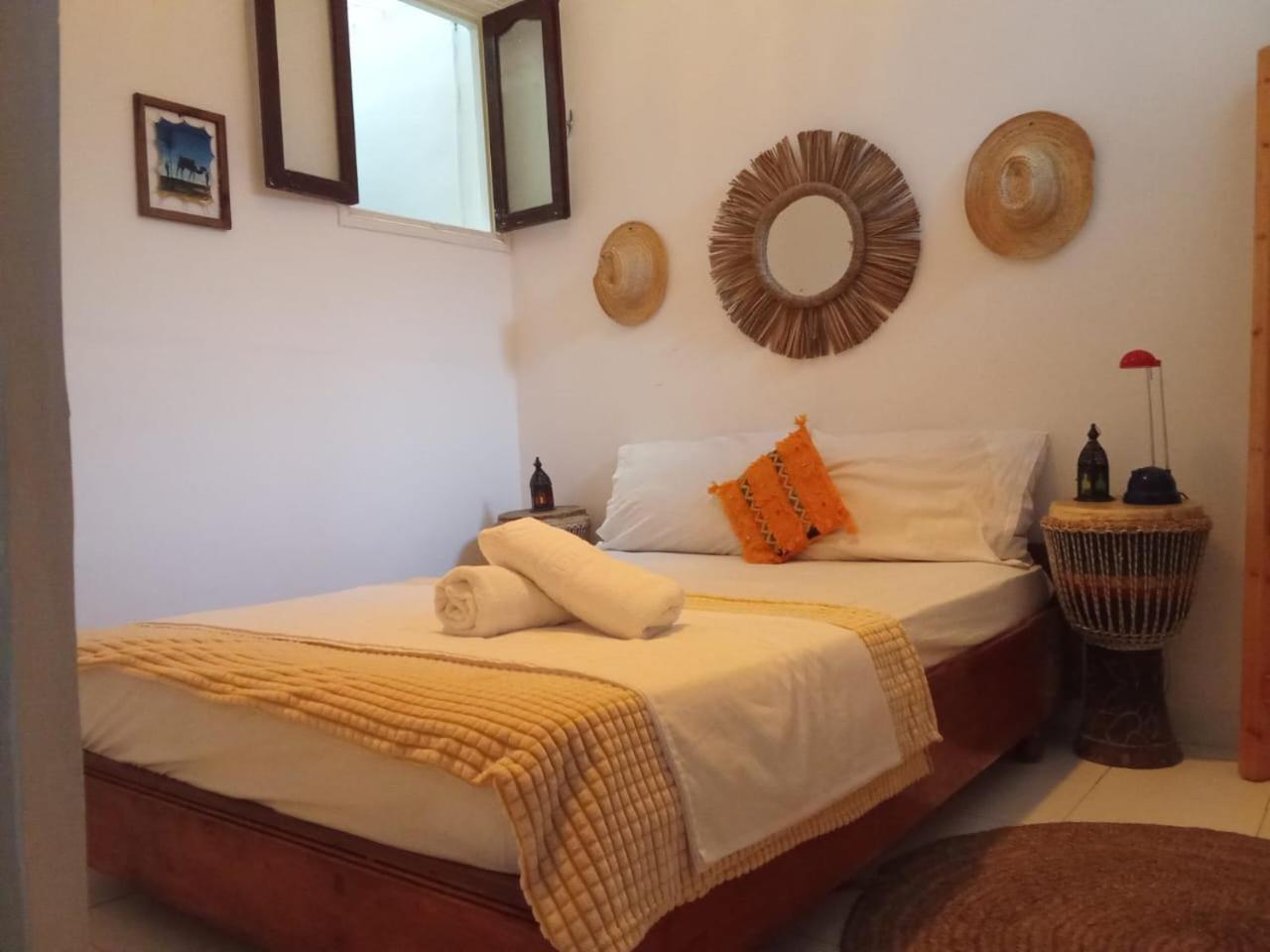 Surfer Rosa Hostel Tamraght Екстер'єр фото